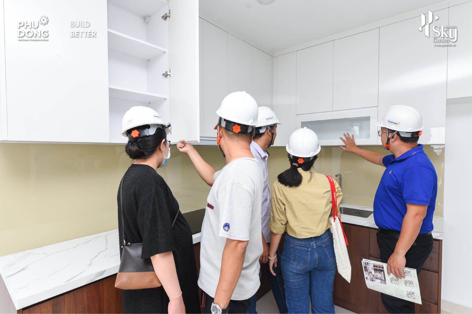 hình ảnh thiết bị bàn giao