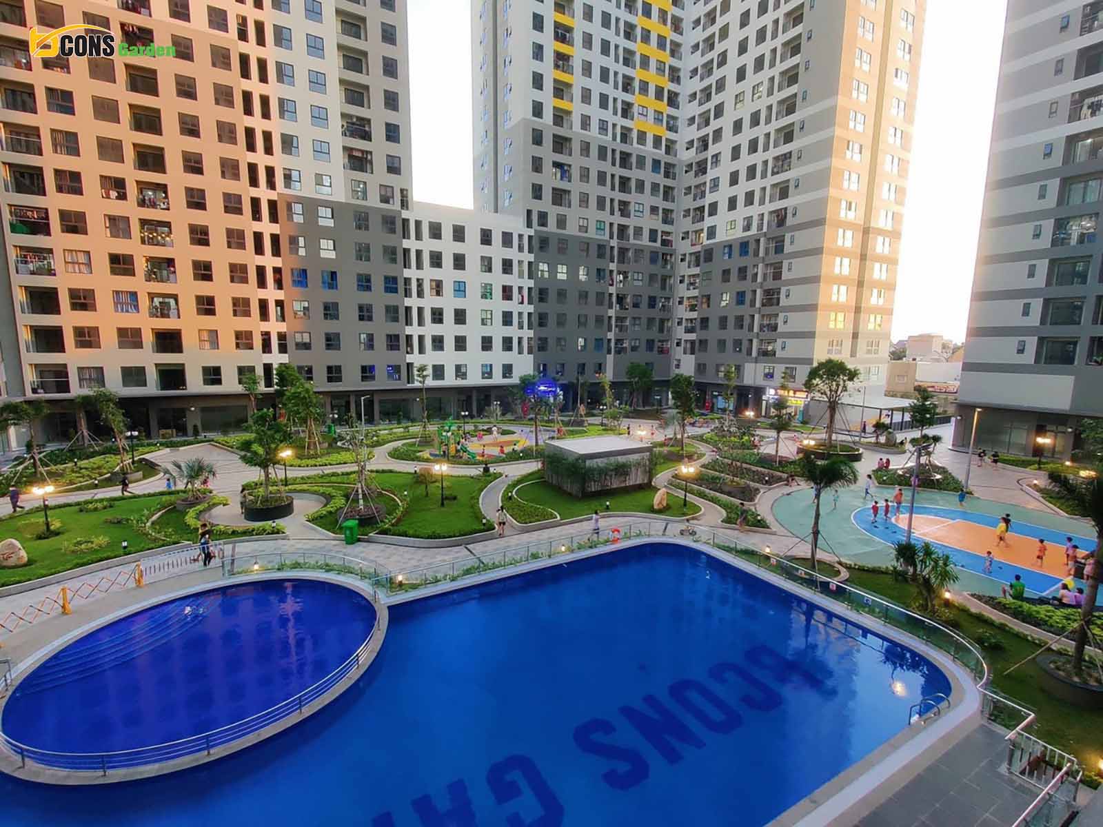 Hình ảnh hồ bơi không gian thư giãn cho cư dân Bcons Garden