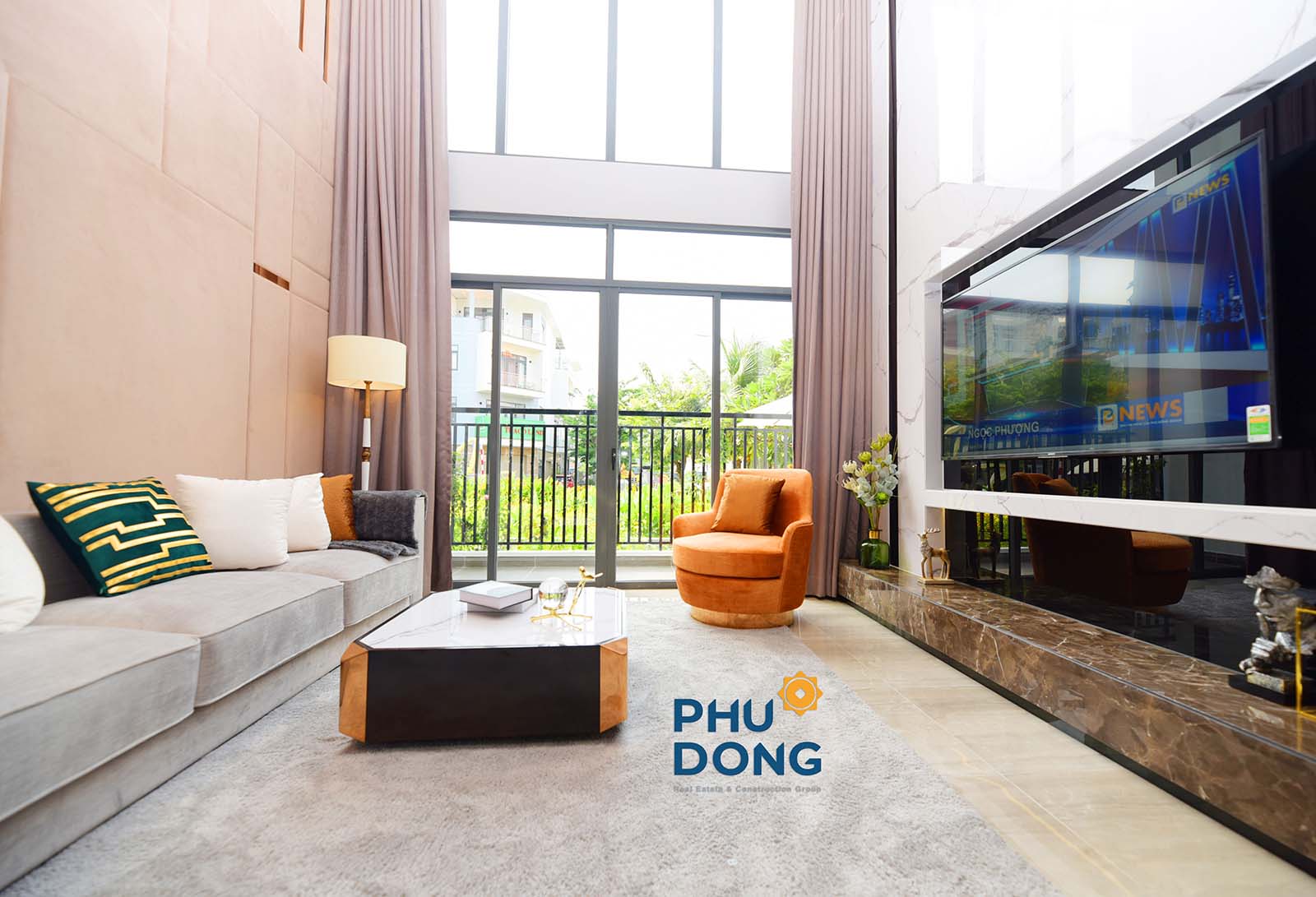 Nhà mẫu căn hộ Duplex Phú Đông Sky Garden