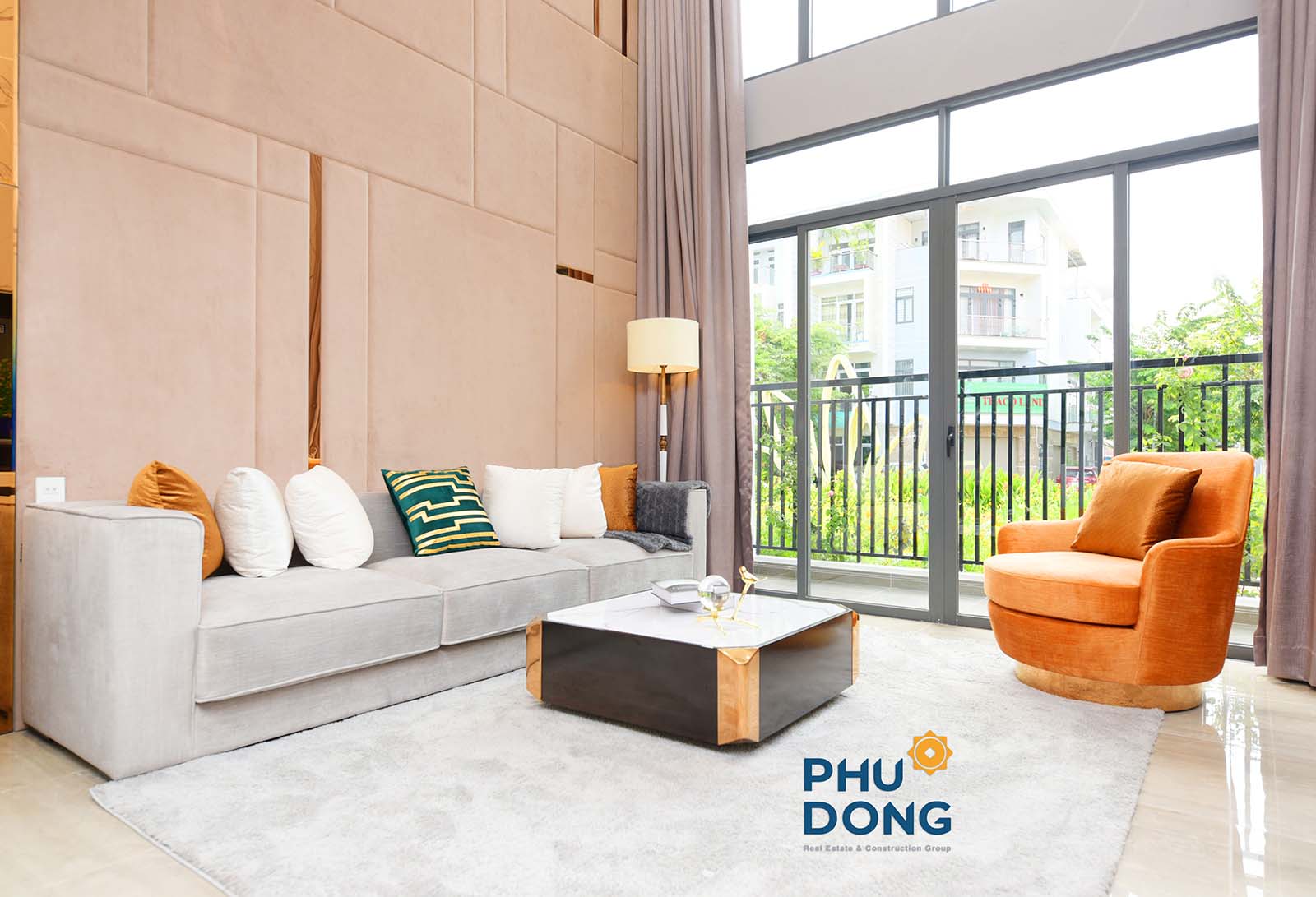 Nhà mẫu căn hộ Duplex Phú Đông Sky Garden