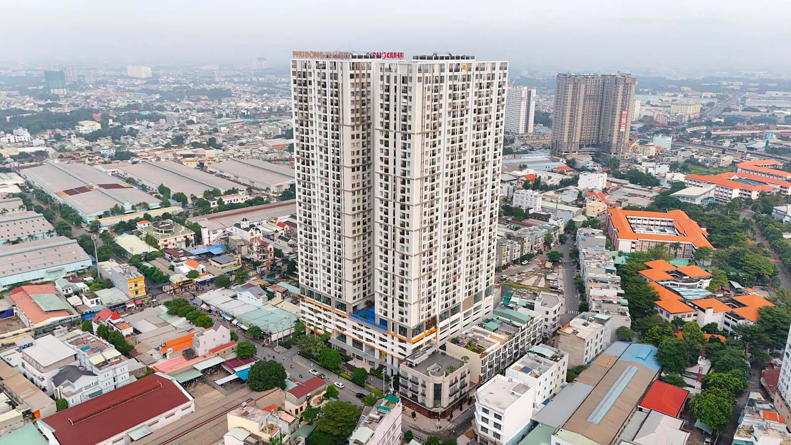 Hình ảnh thực tế Phú Đông Premier