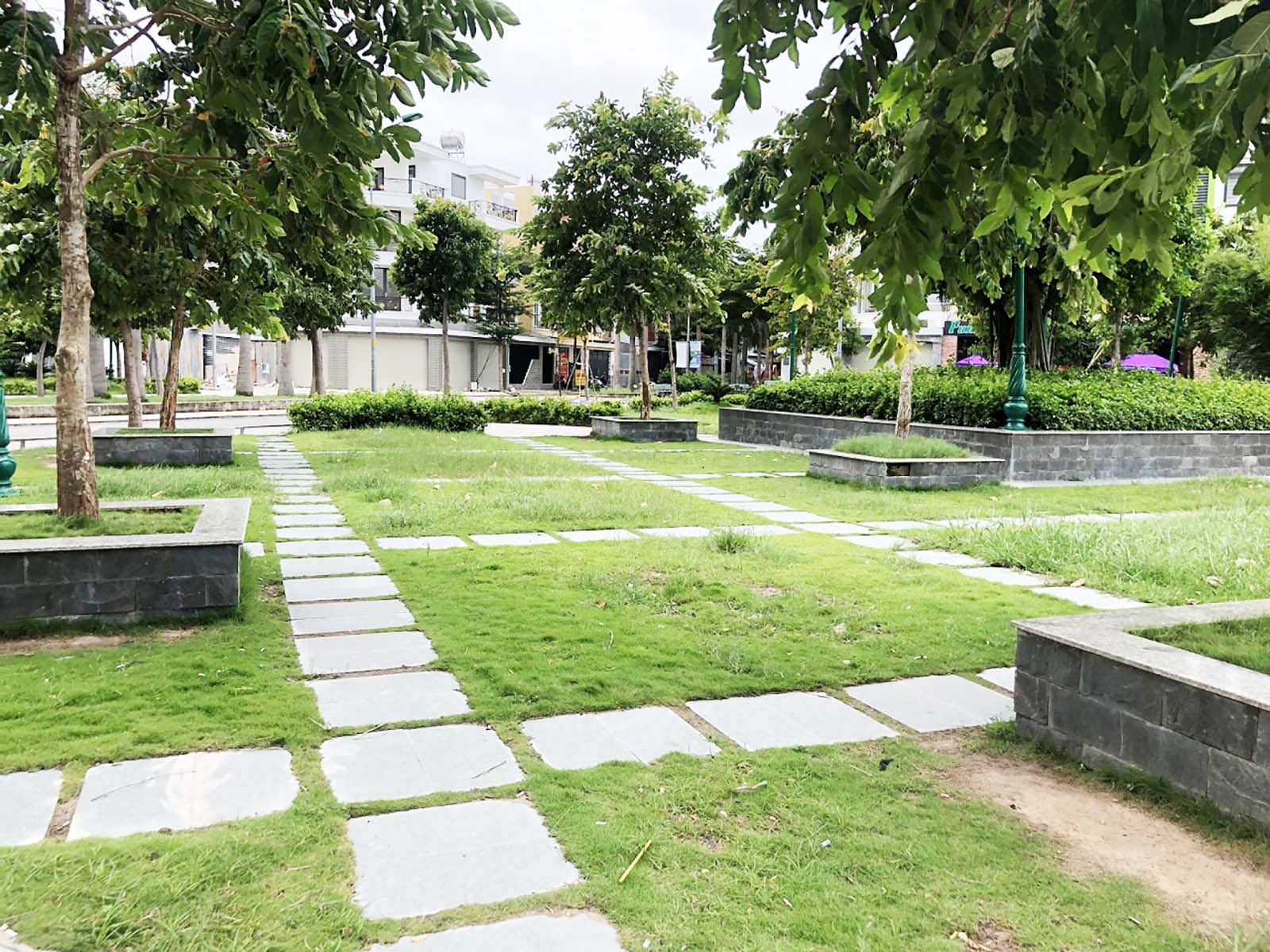 Không gian xanh và không khí trong lành The Parkland