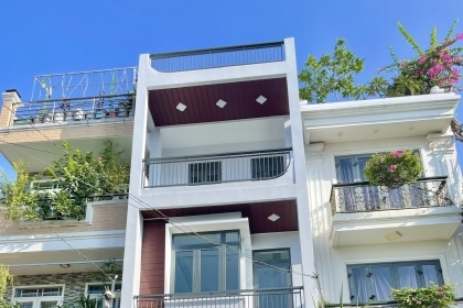 Bán gấp nhà 3 tầng mới đẹp 62m² hẻm ô tô Tăng Nhơn Phú T, tp Thủ Đức