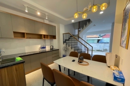 Bán Nhà Đường Võ Văn Ngân, Thủ Đức - 70m2, Full Nội Thất - Hẻm Xe Hơi Thông Thoáng
